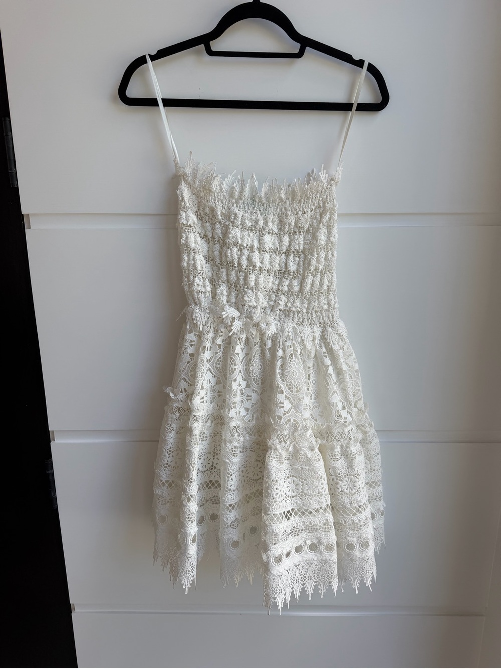 Waimari
Vallarta Smocked Strapless Mini in size medium